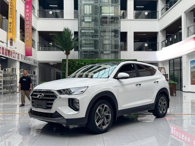 Tucson 2019 280TGDi Dual Clutch 2WD Style Edition National VI