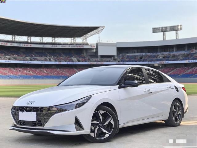 Elantra 2021 1.5L CVT GLS Leader