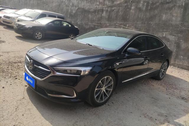 Grand Touring 2021 652T Luxury