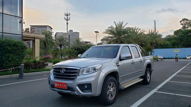 Fengjun 6 2017 2.4L gasoline two-wheel drive pilot type 4G69