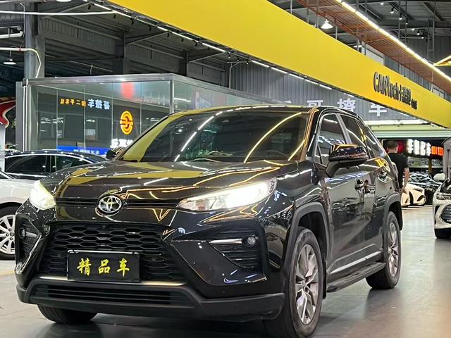 Veranda 2022 2.0L 2WD Luxury PLUS Edition
