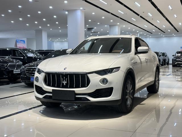 Levante 2021 3.0T Standard Edition