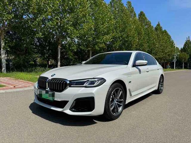 BMW 5 Series PHEV 2022 535Le Pioneer Edition M Sport Package