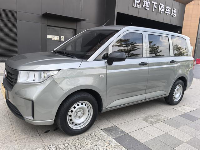 Wuling Hongguang PLUS 2020 1.5L manual Standard 5-seater