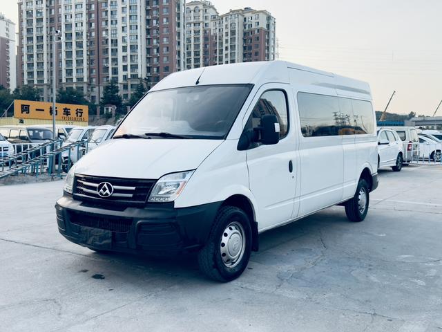 New Way V80 2019 Classic 2.5T 6-Speed Manual AoT Long Axle Mid-Roof 7-Seater