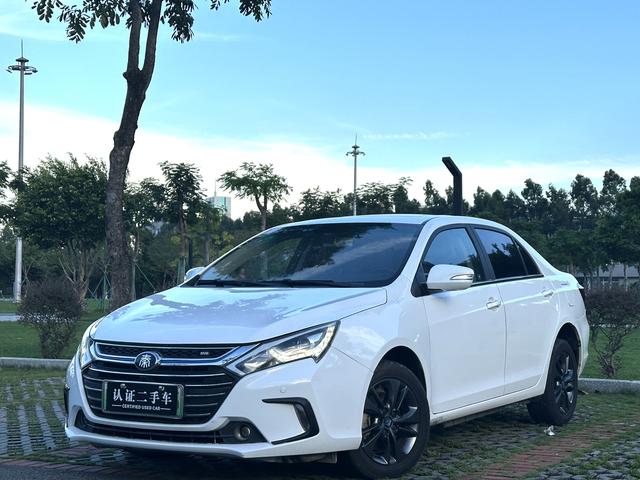 Qin DM 2017 1.5T Premium Model