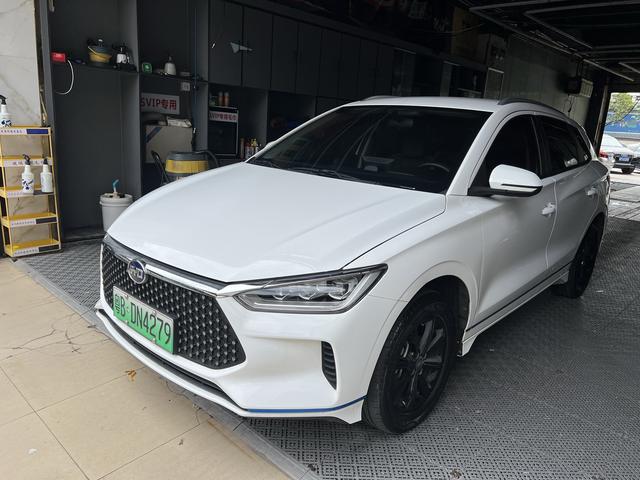 BYD e2 2021 Luxury
