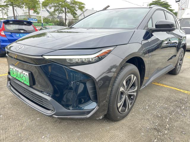 FWD Toyota bZ4X 2022 4WD Performance PRO Edition