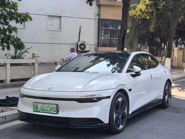 ZEEKR 007 2024 Rear Drive 100kWh