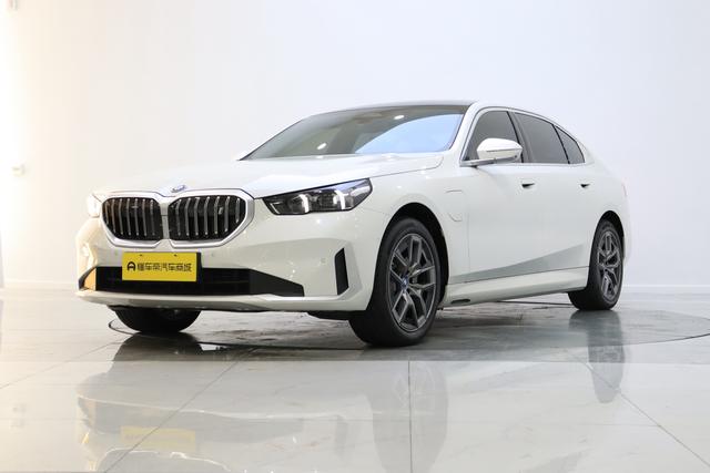 BMW i5 2024 eDrive35L Exclusive Luxury Set