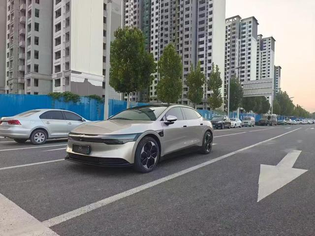 ZEEKR 007 2024 4WD 75kWh