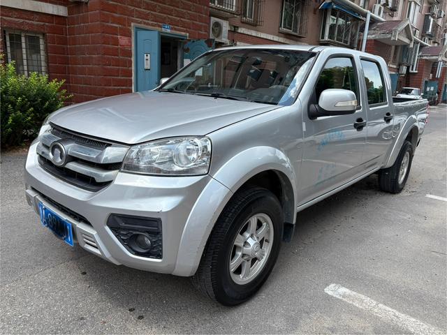 Fengjun 5 2020 2.4L two-wheel drive value-for-money small double-row 4K22