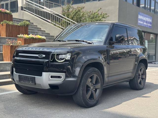 Defender 2022 90 P300 Tiger Ambition Edition