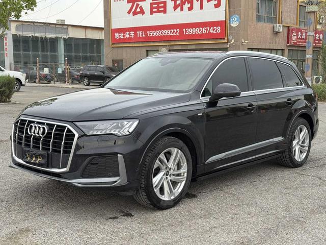 Audi Q7 2021 45 TFSI quattro S line Sport