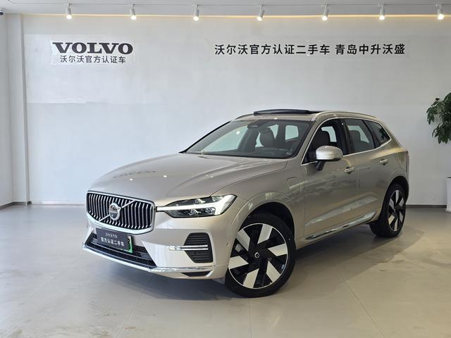 Volvo XC60 PHEV 2024 T8 four-wheel drive long battery life Zhiyuan Deluxe Edition