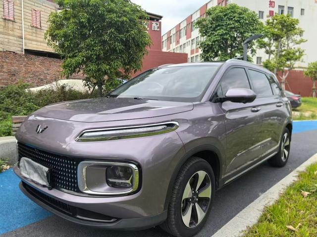 Wuling Nebula 2023 2.0L DHT Standard