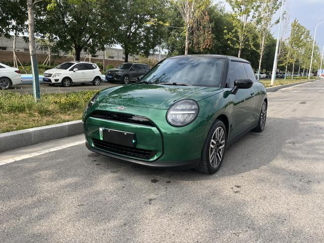 Electric MINI COOPER 2024 COOPER E classic
