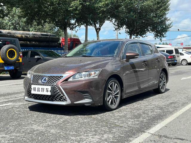 Lexus CT 2017 CT200h Elite Edition Monochrome