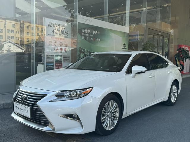 Lexus ES 2015 200 Comfort