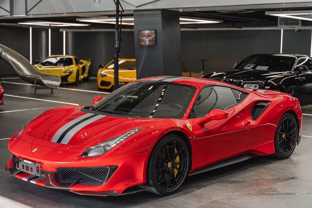 Ferrari 488 2018 Pista
