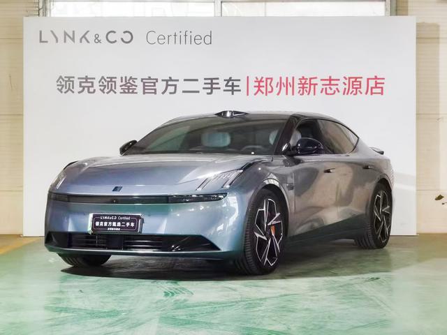 Lynk & Co Z10 2024 95kWh 702km four-wheel drive smart driving Ultra