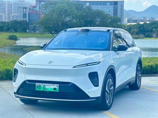 Nio ES8 2023 model 75kWh