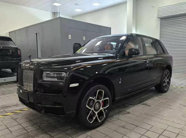 Cullinan 2024 Black Badge