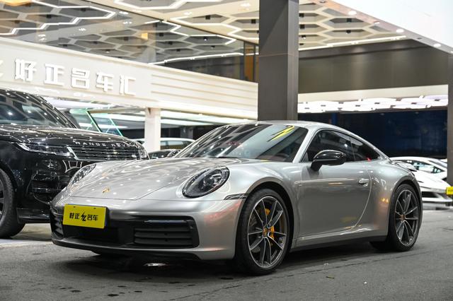 Porsche 911 2022 Carrera 3.0T
