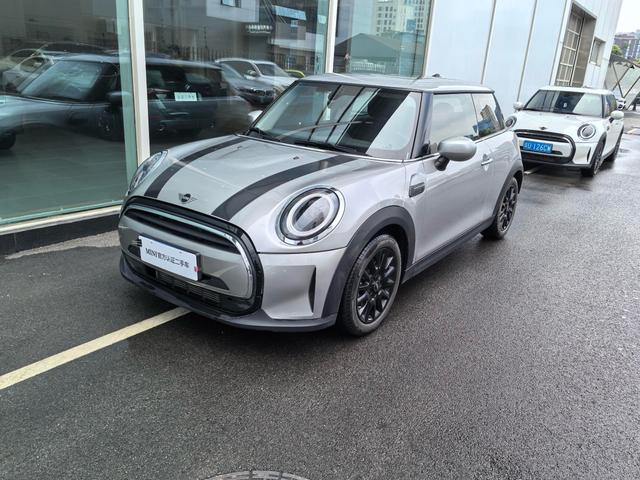 MINI 2023 model 1.5T ONE