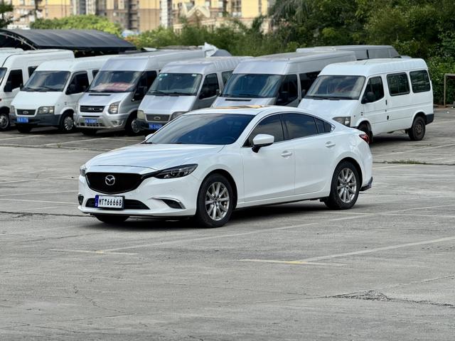 Atlas 2018 2.0L Blue Sky Luxury Edition National VI