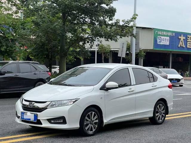 Frontier 2018 1.5L CVT Type Sport Edition