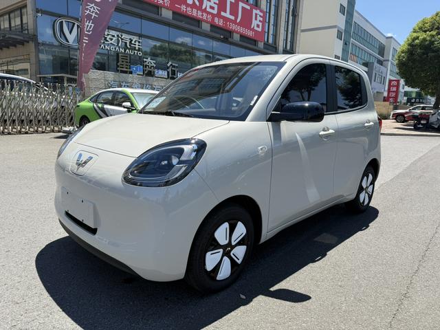 Wuling Hongguang MINIEV 2025 model 205km lithium iron phosphate four-door version advanced model