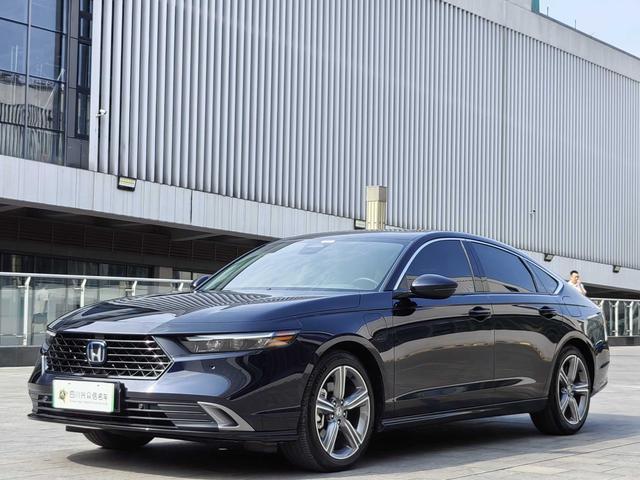 Accord PHEV 2025 e: PHEV Premium Edition