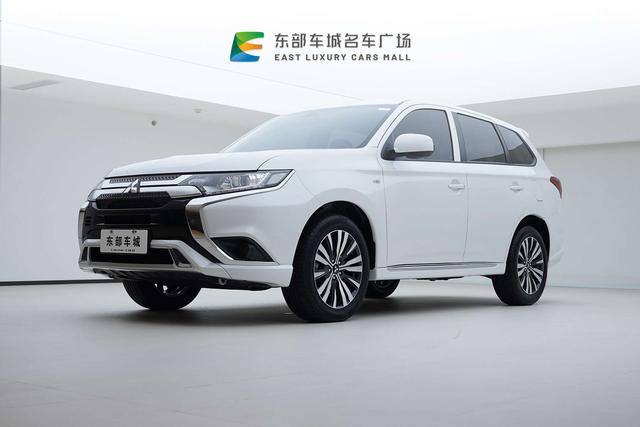 Outlander 2021 2.0L two-wheel drive version 5 seats