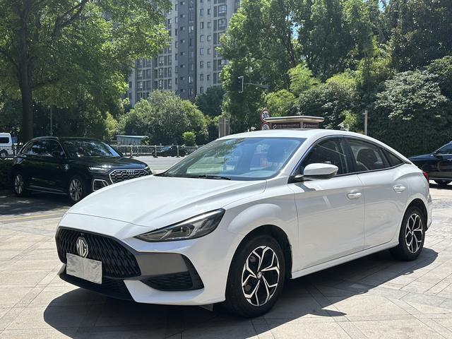 MG5 2023 180DVVT CVT Youth Deluxe Edition