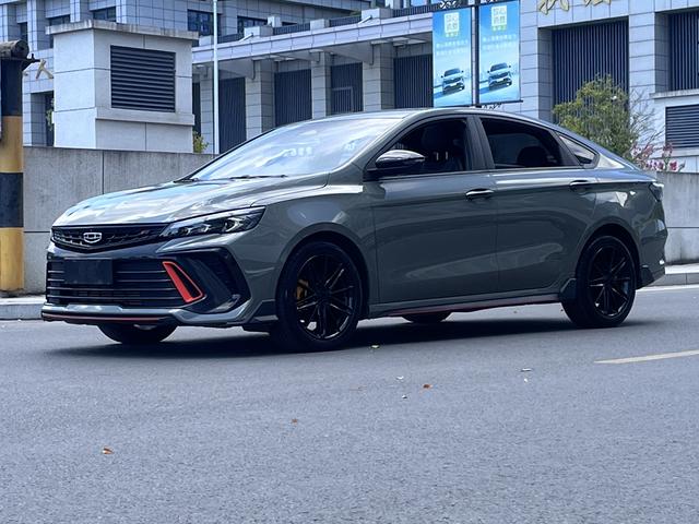 Colorado 2022 Colorado COOL 1.5T DCT Thunder Edition