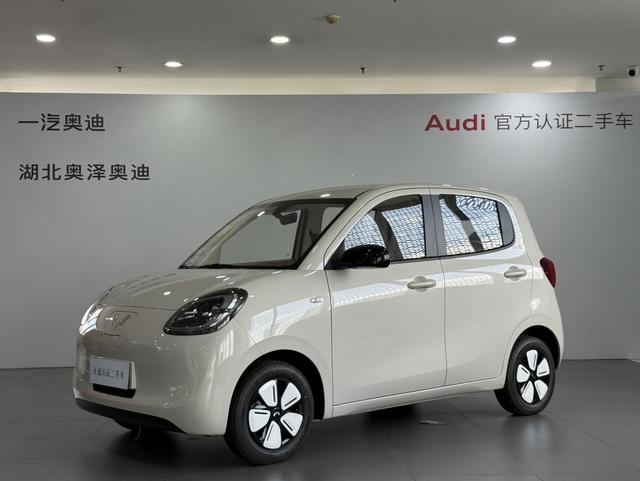 Wuling Hongguang MINIEV 2025 model 205km lithium iron phosphate four-door version advanced model