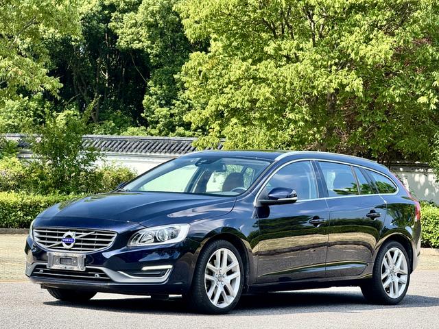 Volvo V60 2016 T5 Zhiya Personality Sports Edition
