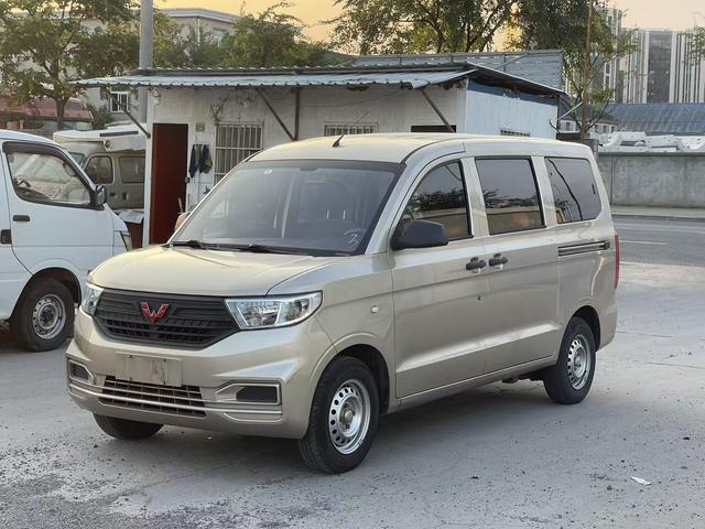 Wuling Hongguang V 2022 1.5L Jinxiang Version Electric Booster