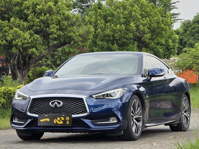Infiniti Q60 2019 2.0 T Deluxe Edition