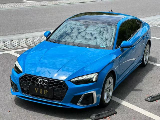 Audi A5 2022 Sportback 40 TFSI Stylish Dynamic
