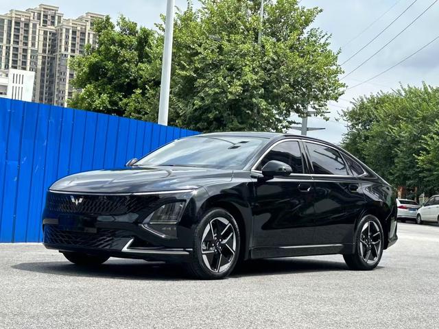 Wuling Starlight PHEV 2023 150 Advance Edition