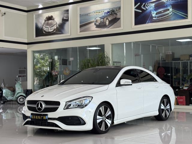 Mercedes-Benz CLA 2018 CLA 200 Style