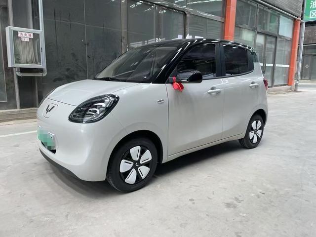 Wuling Hongguang MINIEV 2025 model 205km Lithium iron phosphate four-door Version Zhenxiang+ Model
