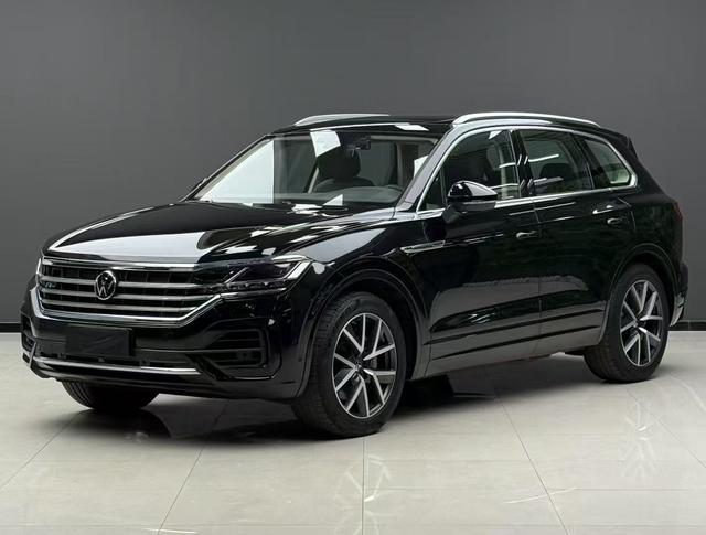 Touareg 2021 3.0TSI Sharp Classic Sport Package