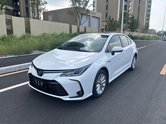 Corolla 2021 Twin Engine 1.8L E-CVT Elite