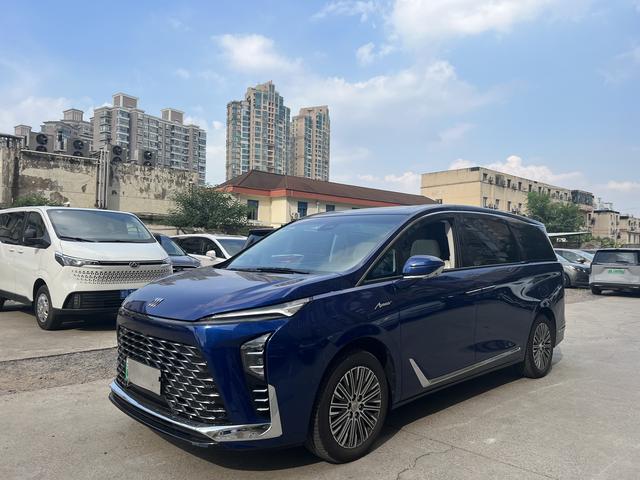 Buick GL8 PHEV 2024 Lu Zun 1.5T six-seater luxury edition