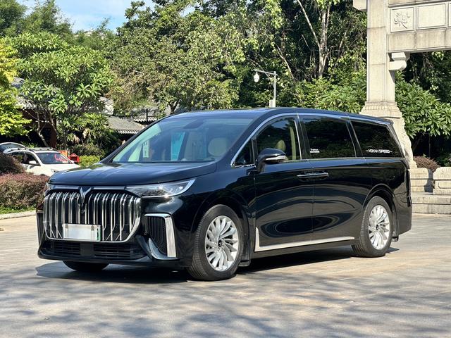Lantu Dreamer PHEV 2024 Ultra-long Battery Life Excellent Version