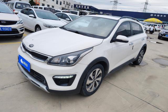 KX CROSS 2018 1.6L automatic smart sunroof version