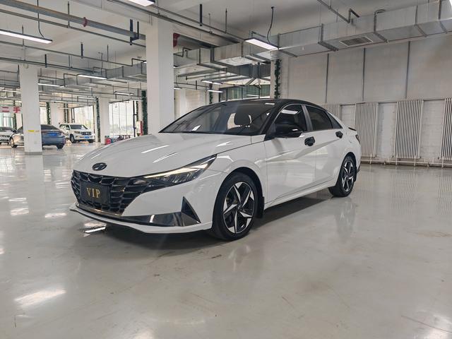 Elantra 2021 1.5L CVT LUX Premium